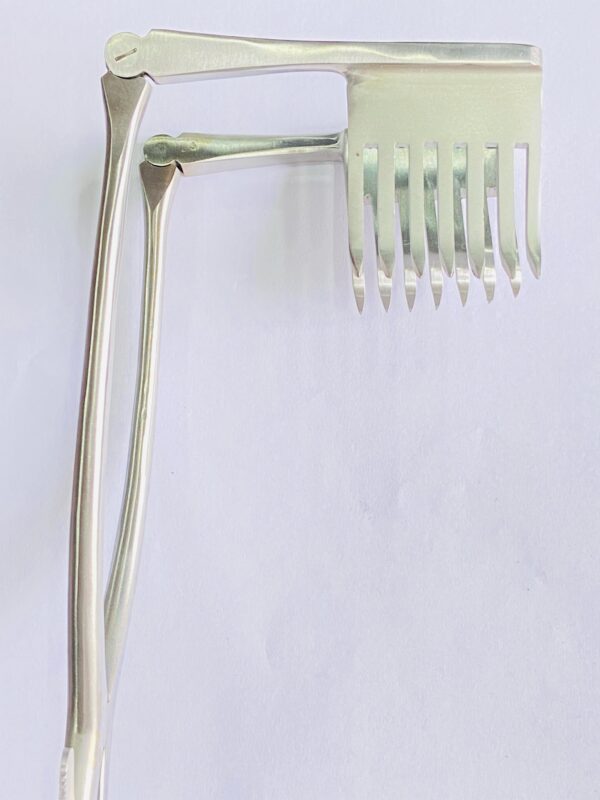 mastoid retractor