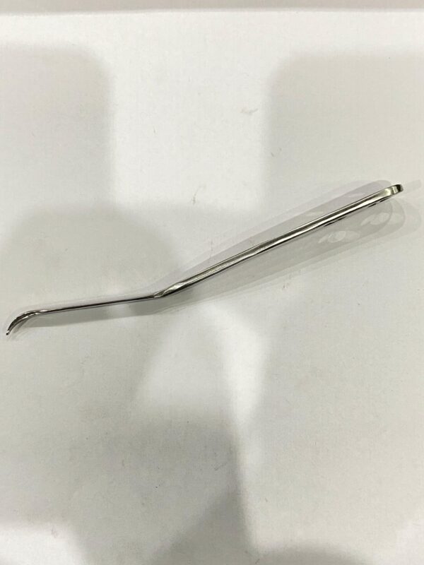 WhatsApp Image 2025-06-17 at 12.42.23 PM (2) howmann retractor