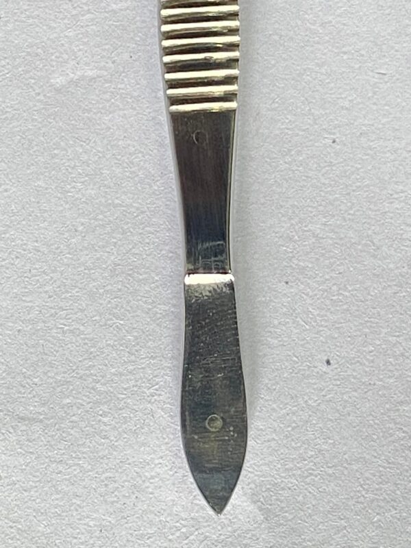 EYE DRESSING FORCEP SERATED