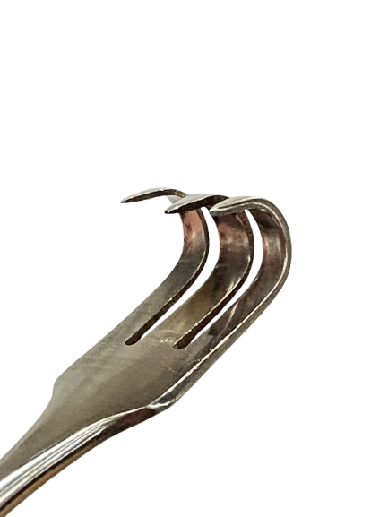CATSPAW RETRACTOR