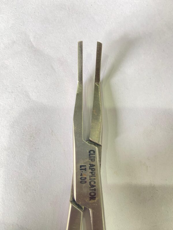 CLIP APPLICATOR