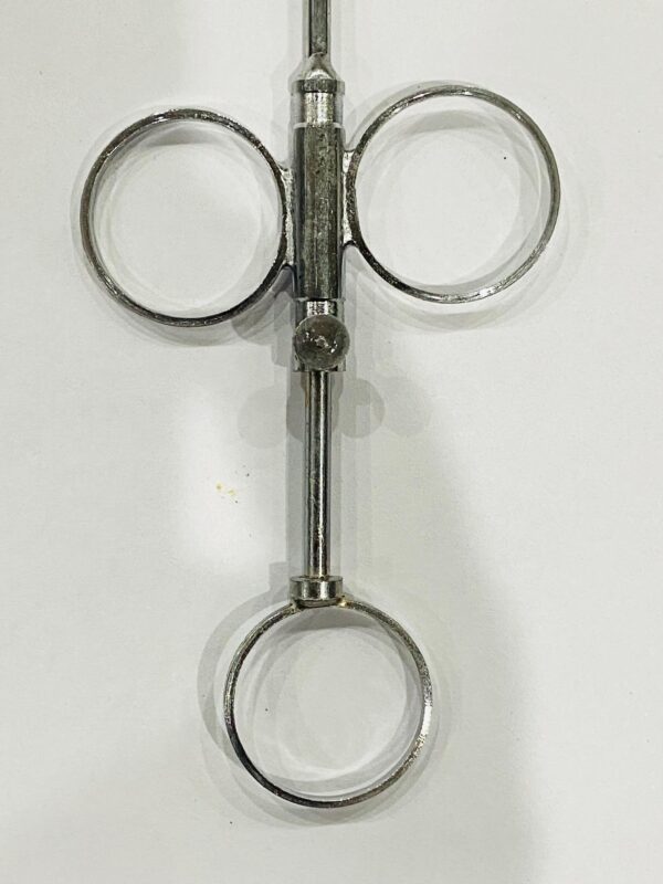 WhatsApp Image 2025-07-11 at 12.57.38 PM SILVER TEAT SLIITTER 2 BLEDS