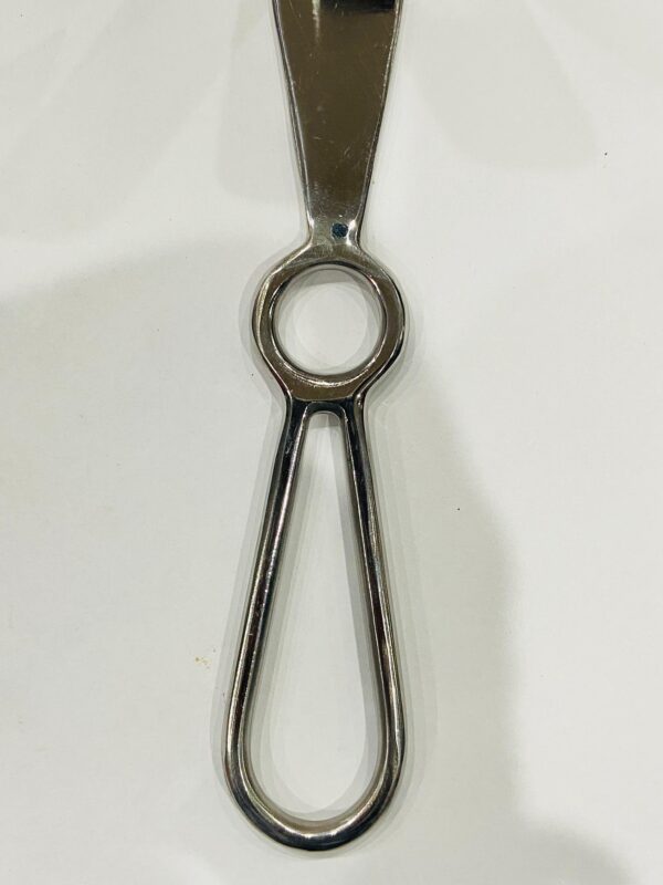 BLADDER RETRACTOR