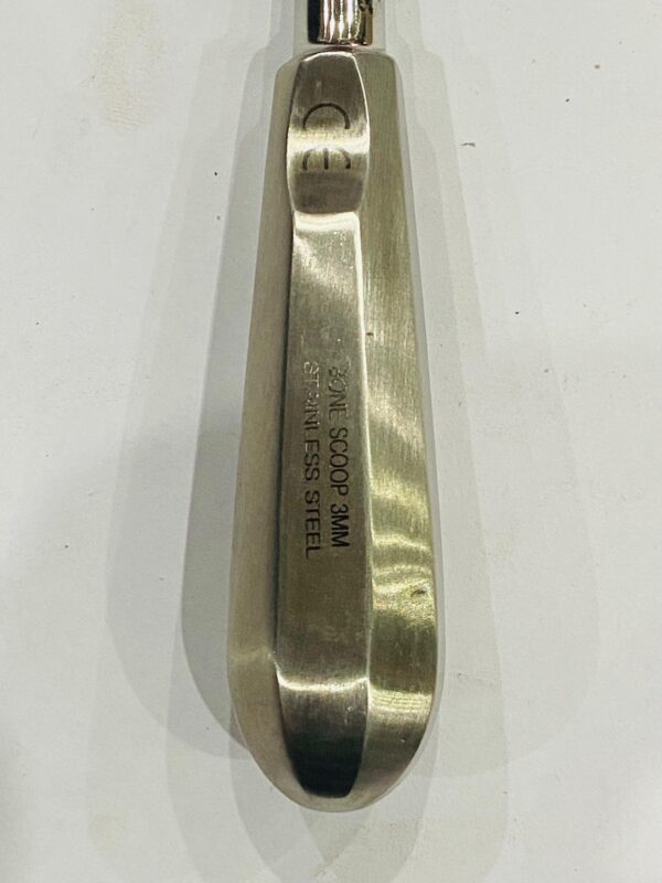BONE SCOOP HOLO HANDLE